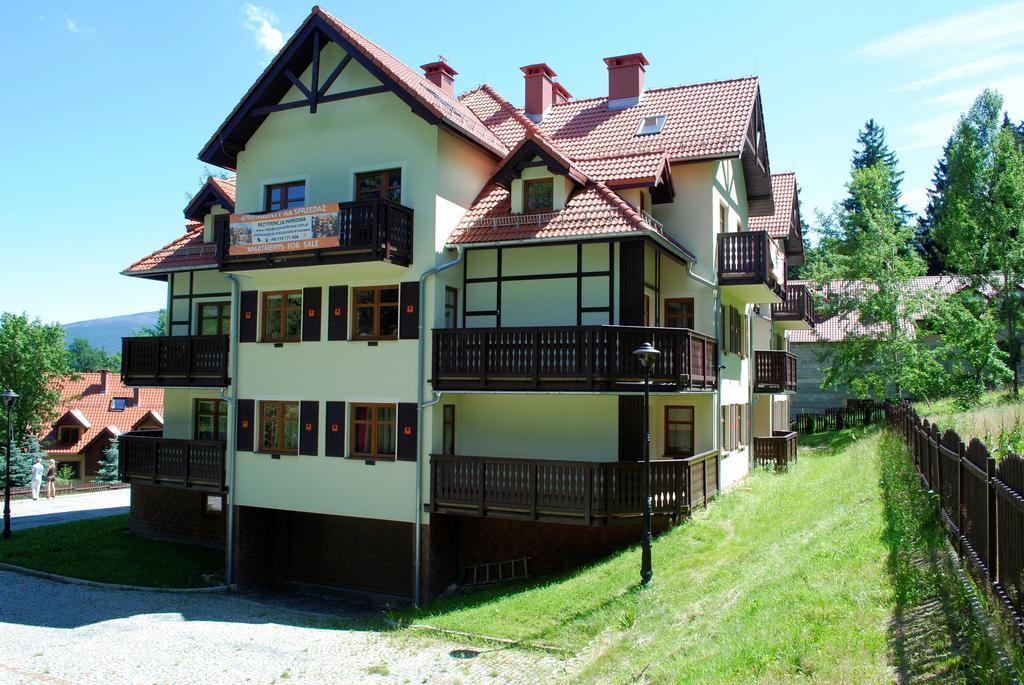 Apartamenty Sun Seasons 24 - Rezydencja Parkowa Sklářská Poruba Exteriér fotografie